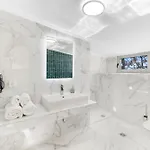Luxury In With Stunning Views Villa *