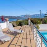 Luxury In With Stunning Views Nikiana