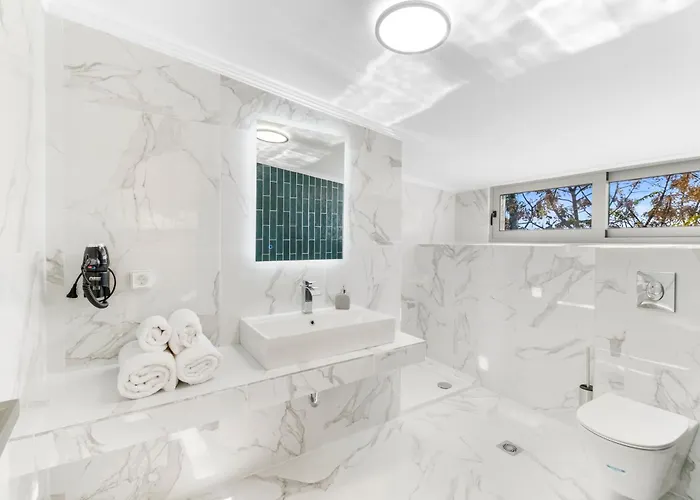 Luxury In With Stunning Views Вилла *