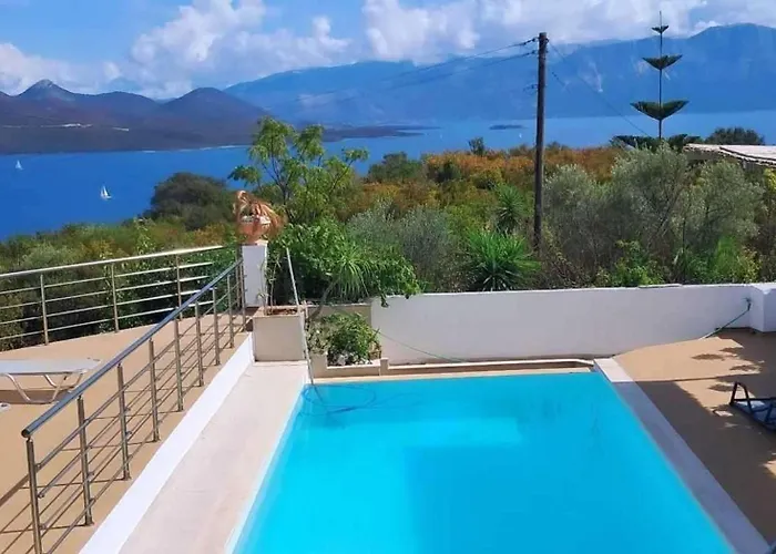 Luxury In With Stunning Views Вилла *