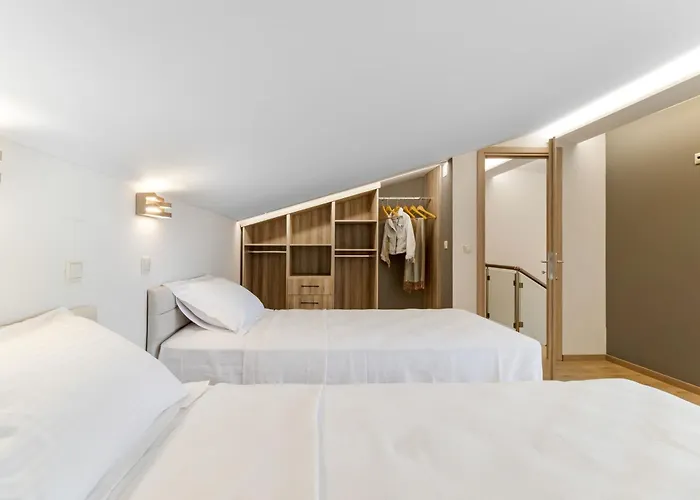 Luxury In With Stunning Views *