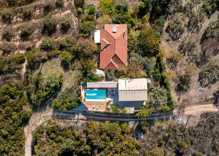 Luxury In With Stunning Views