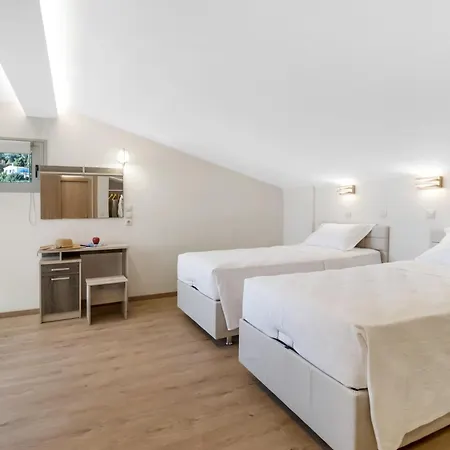 וילה Luxury In With Stunning Views ניקיאנה