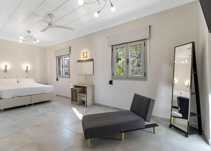 Villa Luxury In With Stunning Views Nikiana